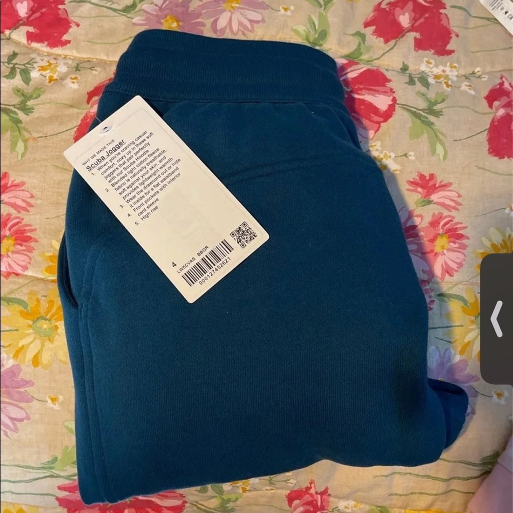 lululemon Scuba Jogger Blue Borealis NWT 4